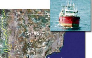 Great expectations are riding on this first experience in which a shrimp vessel based in Chubut participates